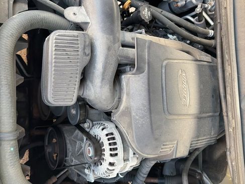 Used 2013 Chevrolet Tahoe LT image 18