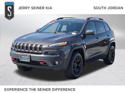 Used 2016 Jeep Cherokee Trailhawk w/ Comfort/Convenience Group