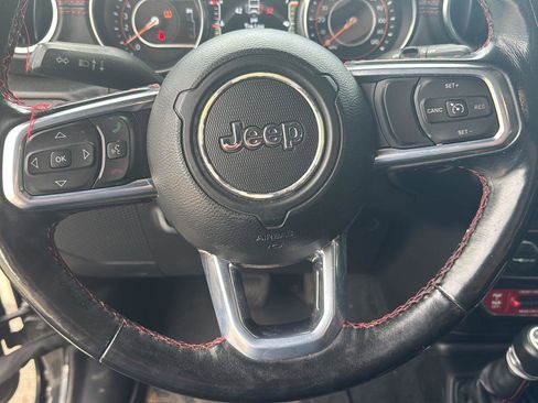 Used 2020 Jeep Wrangler Unlimited Rubicon w/ Quick Order Package 28Y Recon AWD/4WD image 13