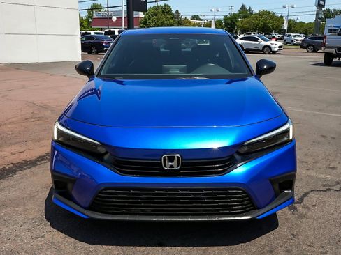 Used 2023 Honda Civic Sport image 2