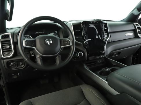 Used 2023 RAM 1500 Big Horn AWD/4WD image 2
