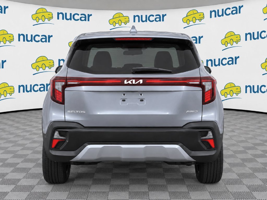 Used 2024 Kia Seltos LX AWD/4WD image 7