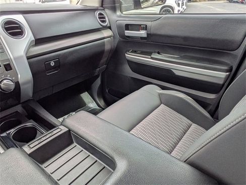 Used 2016 Toyota Tundra SR5 w/ SR5 Upgrade Package image 20