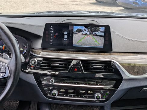 Used 2017 BMW 540i xDrive AWD/4WD image 20