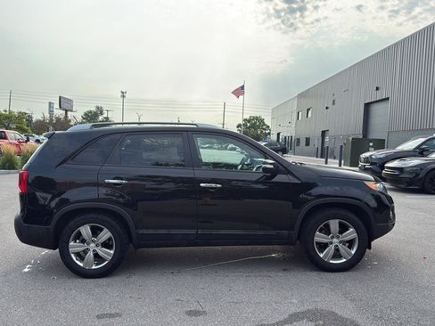 Used 2013 Kia Sorento EX FWD image 2