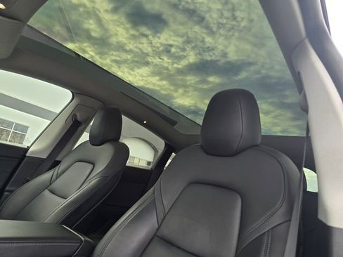 Used 2020 Tesla Model Y Performance image 18