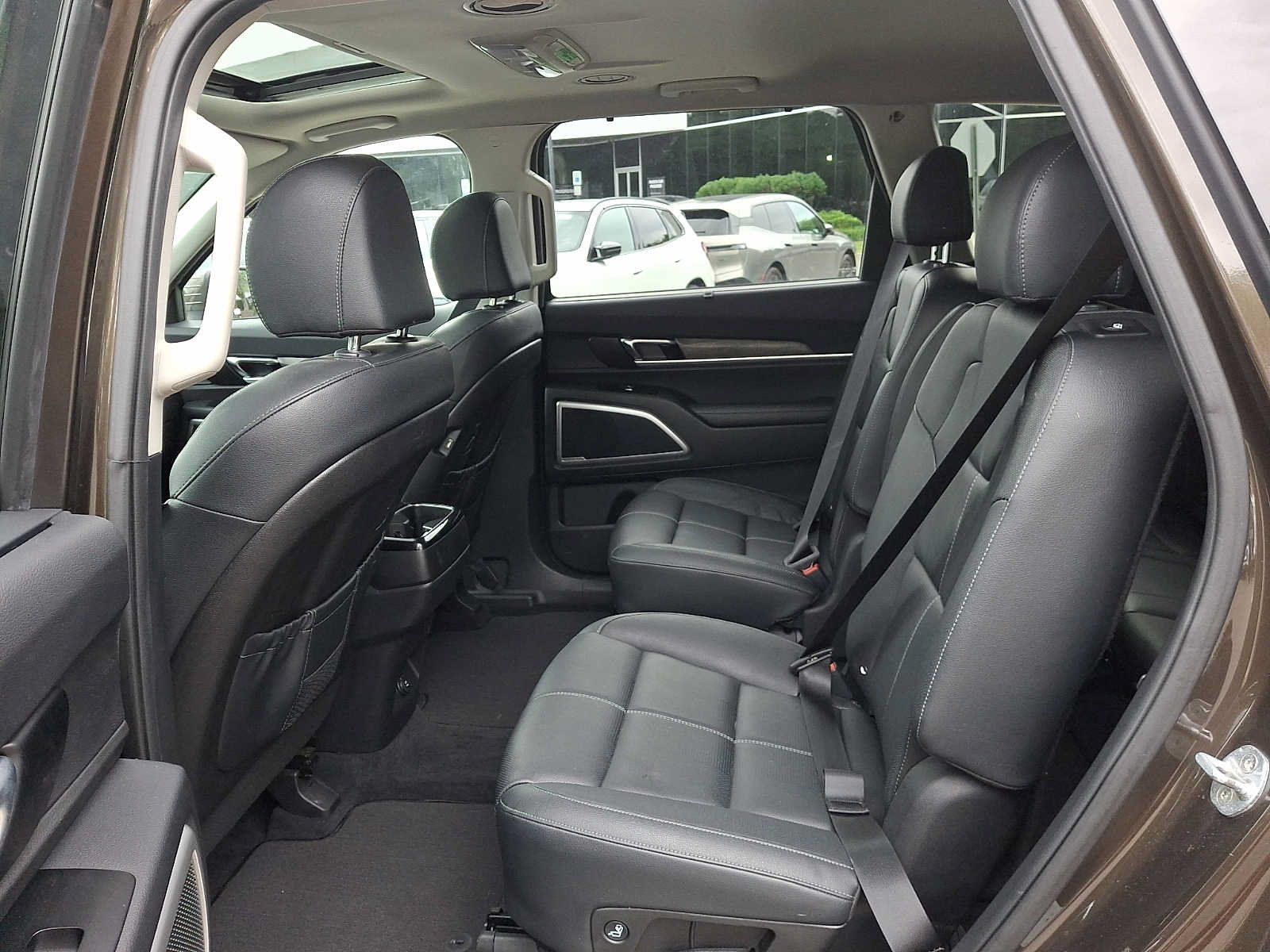 Used 2022 Kia Telluride EX w/ EX Premium Package AWD/4WD image 11