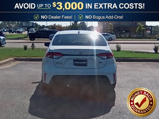 Used 2025 Toyota Corolla SE FWD image 5