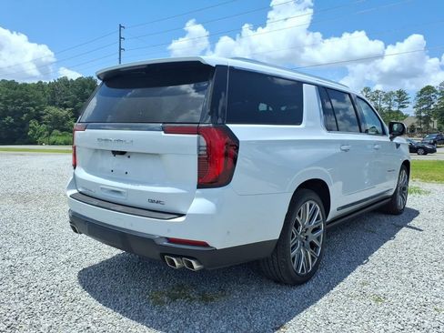 New 2026 GMC Yukon XL Denali Ultimate AWD/4WD image 7