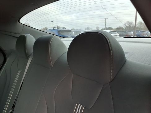 Used 2023 Hyundai Elantra SEL image 11