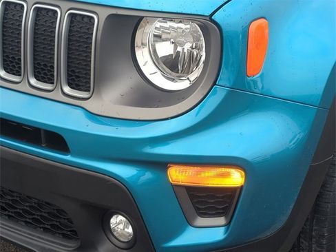 Used 2022 Jeep Renegade Limited w/ Sun, Sound & Wheels Group image 9