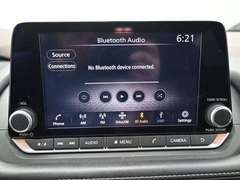 Used 2022 Nissan Rogue S FWD image 14