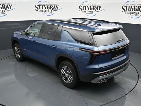 Used 2026 Chevrolet Traverse LT FWD image 13