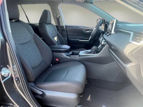 Certified 2024 Toyota RAV4 XLE AWD/4WD image 19