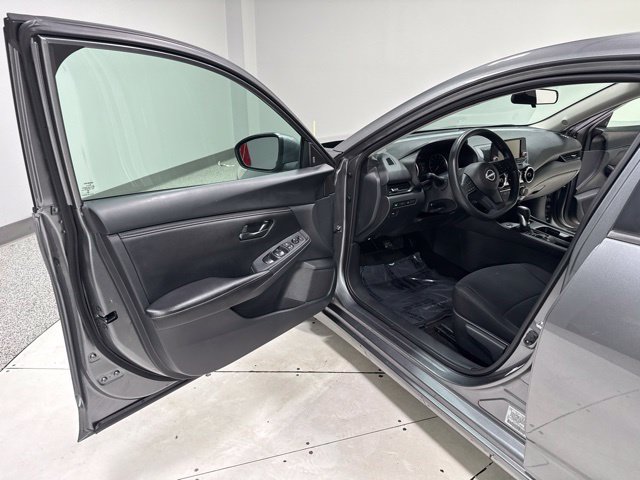 Used 2024 Nissan Sentra S FWD image 8
