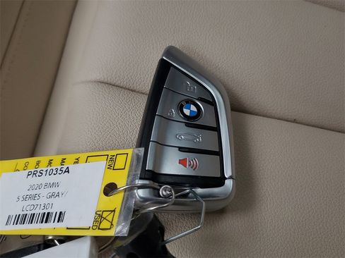 Used 2020 BMW 530i xDrive w/ Premium Package image 26