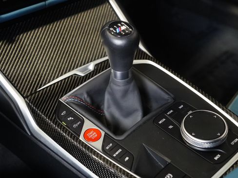 Used 2025 BMW M3 w/ M Carbon Exterior Package RWD image 25