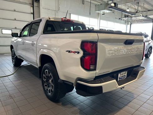Used 2024 Chevrolet Colorado LT w/ LT Convenience Package III AWD/4WD image 6