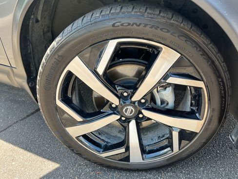 Used 2021 Nissan Rogue Sport SL w/ Premium Package FWD image 37