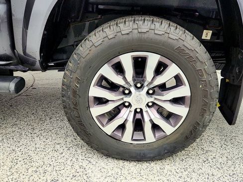 Used 2023 Toyota Tacoma Limited image 9