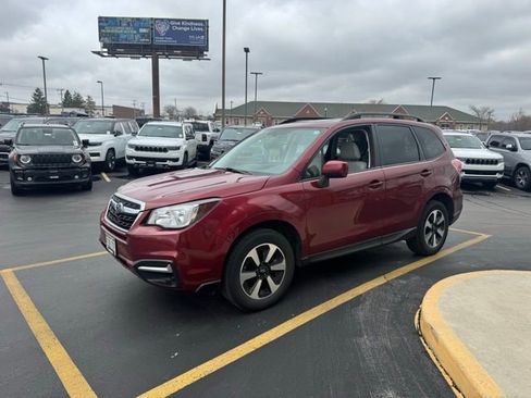 Used 2017 Subaru Forester 2.5i Premium w/ Popular Package #1A image 3