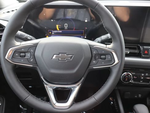 New 2026 Chevrolet TrailBlazer LT w/ Convenience Package FWD image 7