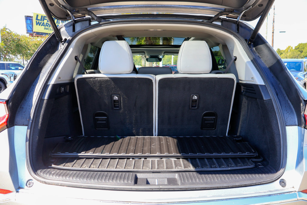 Used 2023 Acura MDX w/ Technology Package FWD image 31