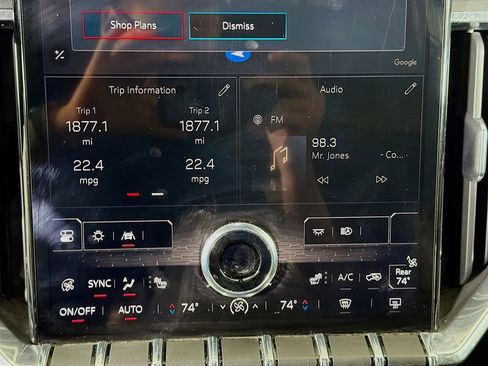 Used 2024 GMC Acadia Elevation image 15