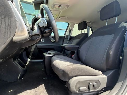 Used 2024 Hyundai Ioniq 5 SEL AWD/4WD image 6