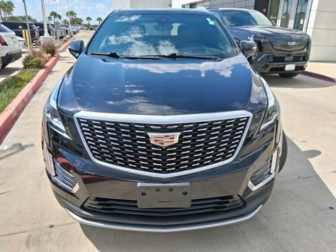 Used 2022 Cadillac XT5 Premium Luxury w/ Technology Package image 3