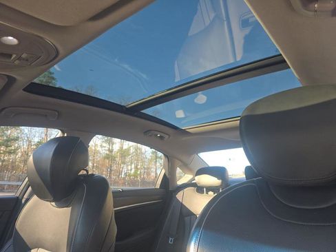 Used 2017 Genesis G80 3.8 w/ Option Group 03 image 12