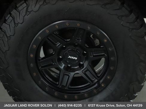 Used 2021 Toyota 4Runner SR5 Premium w/ Moonroof Package AWD/4WD image 38