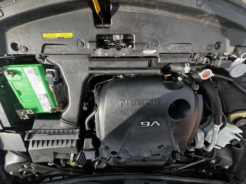 Used 2016 Nissan Maxima 3.5 SL FWD image 18