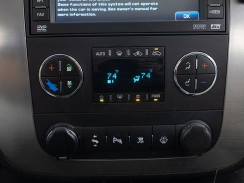 Used 2007 Chevrolet Avalanche LT w/ LT Preferred Equipment Group AWD/4WD image 41