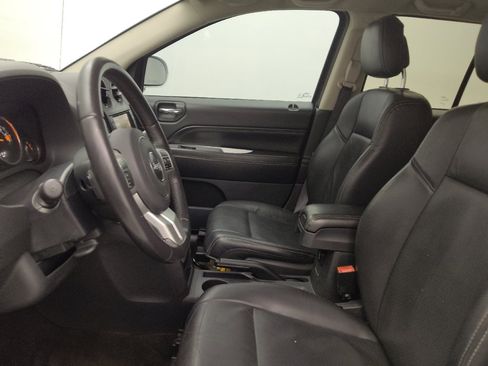 Used 2016 Jeep Compass High Altitude AWD/4WD image 17