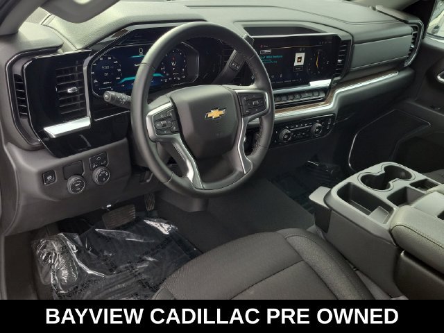 Used 2026 Chevrolet Silverado 1500 LT RWD image 14