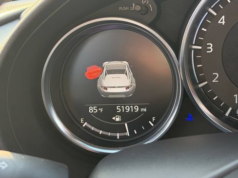 Used 2018 MAZDA MX-5 Miata RF Grand Touring RWD image 23