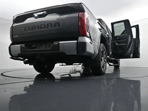 Used 2022 Toyota Tundra Limited AWD/4WD image 41