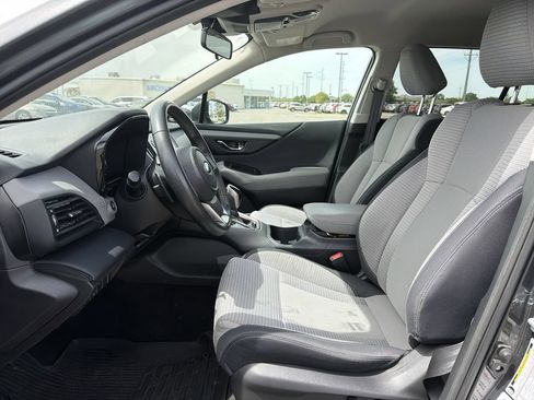 Used 2024 Subaru Outback Premium AWD/4WD image 9