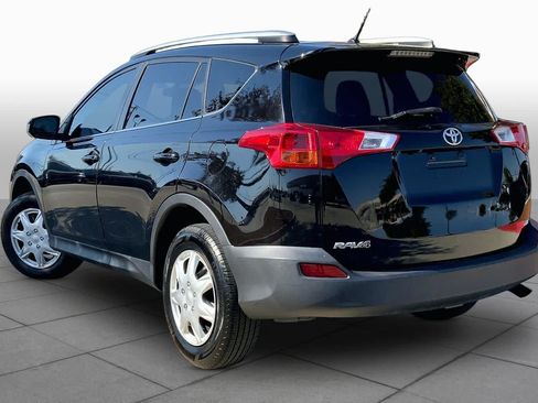 Used 2015 Toyota RAV4 LE FWD image 12