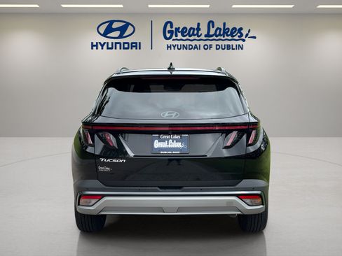 Certified 2025 Hyundai Tucson Limited FWD image 4