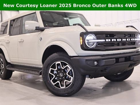 New 2025 Ford Bronco Outer Banks image 31