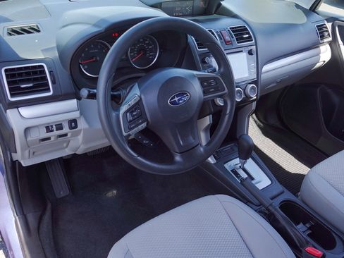 Used 2016 Subaru Forester 2.5i Premium w/ All-Weather Package image 9