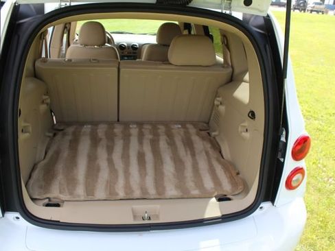 Used 2006 Chevrolet HHR LT FWD image 22