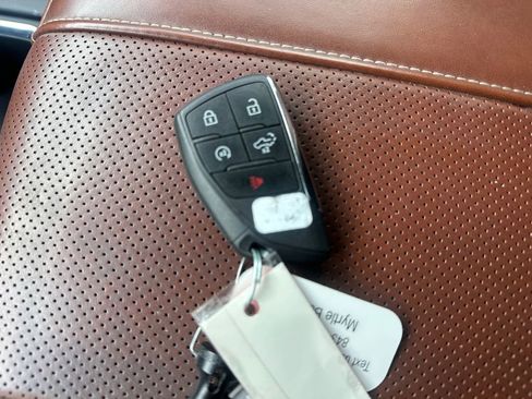 Used 2023 GMC Sierra 1500 Denali Ultimate image 34