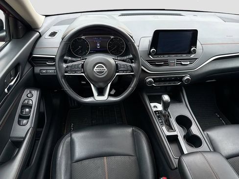 Used 2020 Nissan Altima 2.5 SR w/ Premium Package image 22