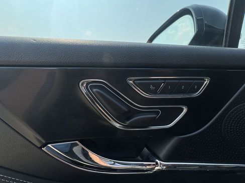 Used 2023 Lincoln Corsair AWD w/ Equipment Group 101A image 20