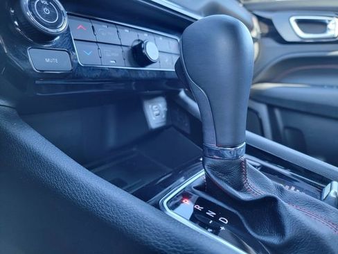 Certified 2025 Jeep Compass Trailhawk w/ Trailhawk Elite Group image 30