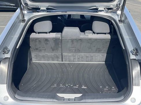 Used 2023 Toyota Prius Prime SE image 32