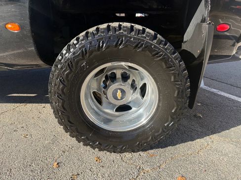 Used 2013 Chevrolet Silverado 3500 LT w/ Texas Edition image 20